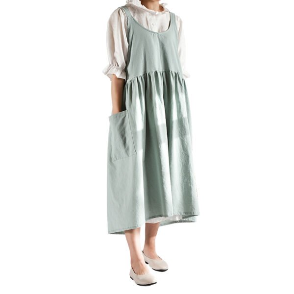 Minimal U-Neck Cross-Back Cotton Apron