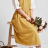 Minimal U-Neck Cross-Back Cotton Apron