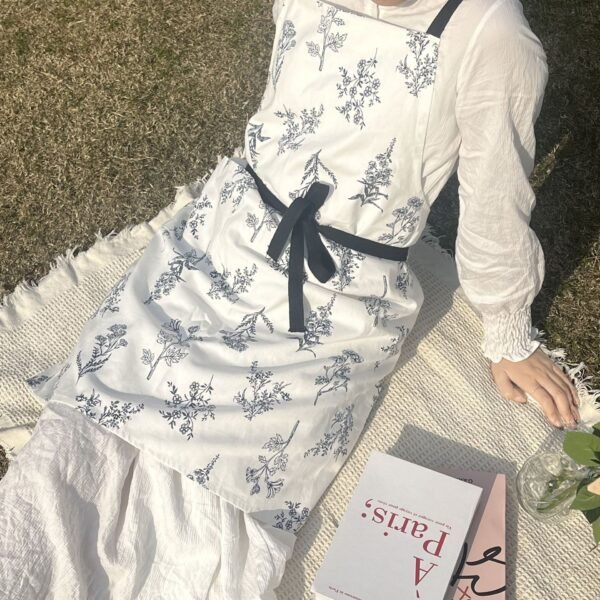 Simple Botanical Printed Cotton Canvas Cross Tie Apron