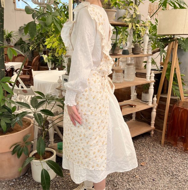 Linen Rustic Floral Ruffled Shoulder Apron
