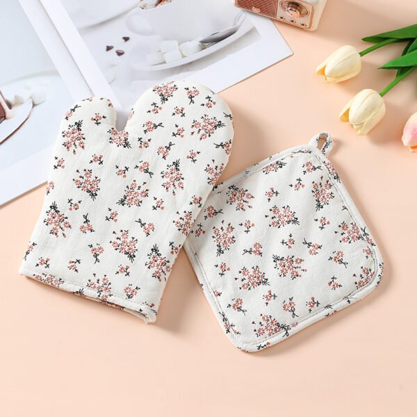 Floral Oven Mitts & Pan Mats Set