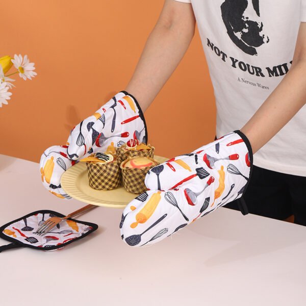 Colorful Kitchen Utensils Printed Oven Mitts and Pan Mats Set